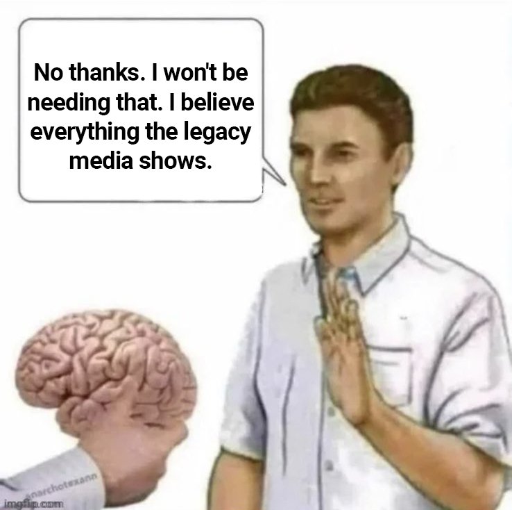 AFRICAUFC's tweet image. Bony Low key explaining why he wasn't on the streets today... Gov sent goons for him. What happened to team courage? The mind games &amp;amp; plain games going on here si mchezo... Vipindi na cinema tupu...
 #AmaniKenya #KenyaNiHome 
Meanwhile some of our young people be like ..