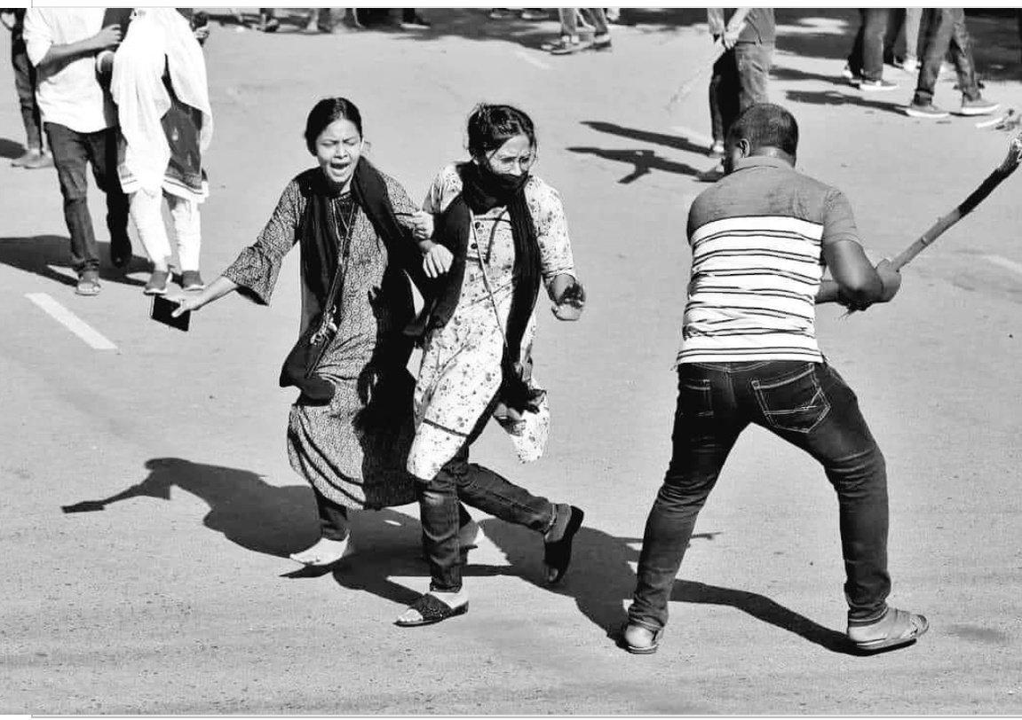 ModernOffer6's tweet photo. We are future... Please save us 
#Save_Bangladeshi_students 
#SaveBDfromCorruption 
#QoutaReformMovement 
#QoutaMovement 
#SaveBangladeshiStudents 
#SaveBDfromCorruption https://t.co/CJubKNrwp1