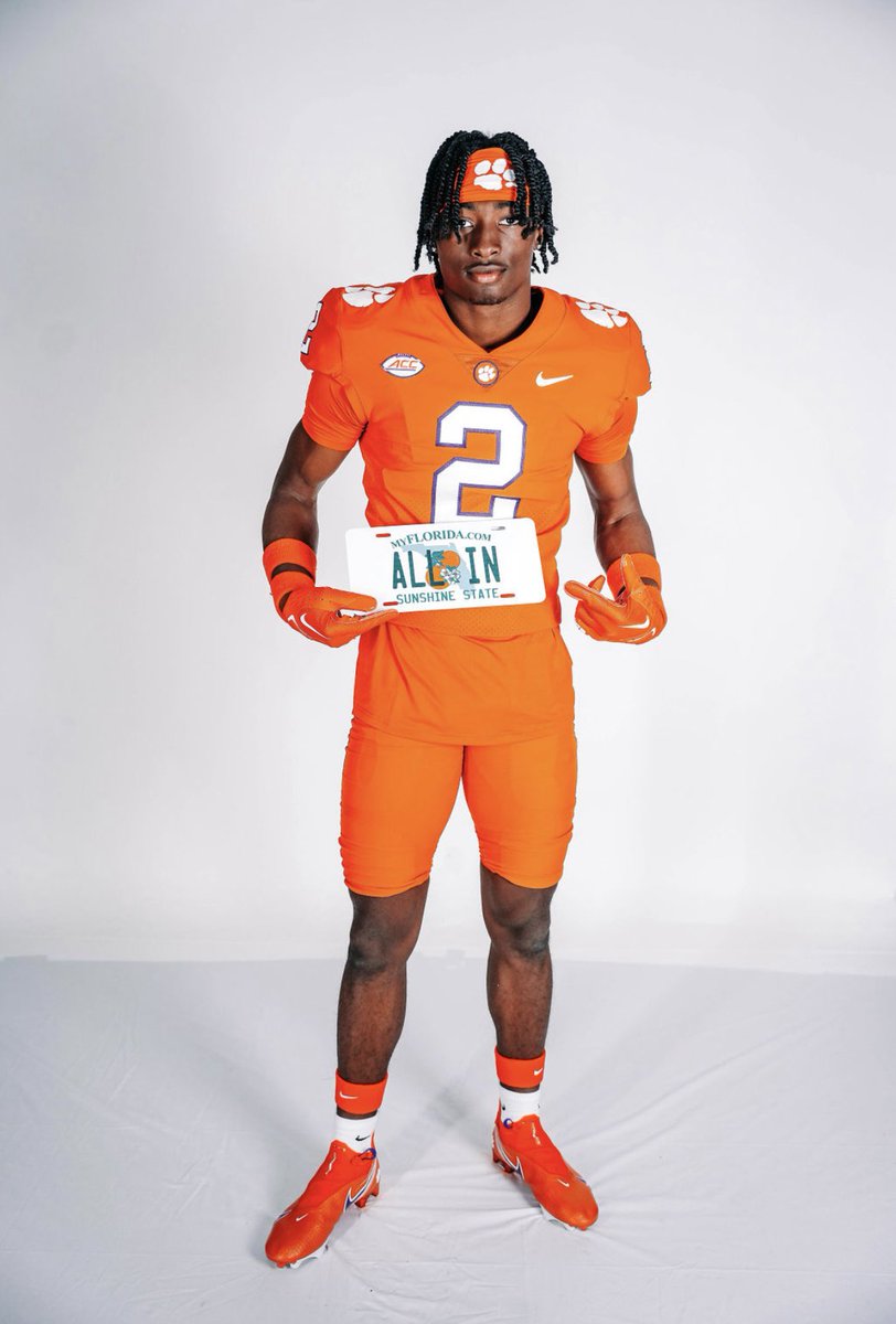 Blessed to officially be partnered with the @110Society keep supporting Clemson Student Athletes