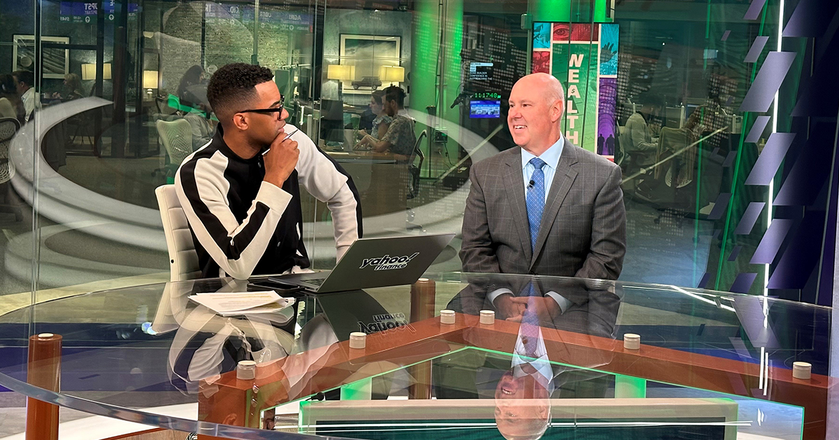 JamesWTobin's tweet photo. It's HMI time again, so I'm in New York discussing home builder confidence  and the current environment for home builders. This is a shot on set with Yahoo Finance. See the full interview at https://t.co/gVOZhJgPWS #realestate #economy https://t.co/D4k1ESRwut