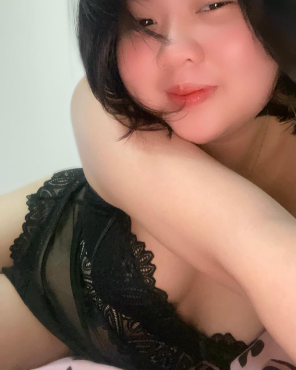tezzy951's tweet photo. nhắn tin nhắn tin!!! https://t.co/pOo087qbTp