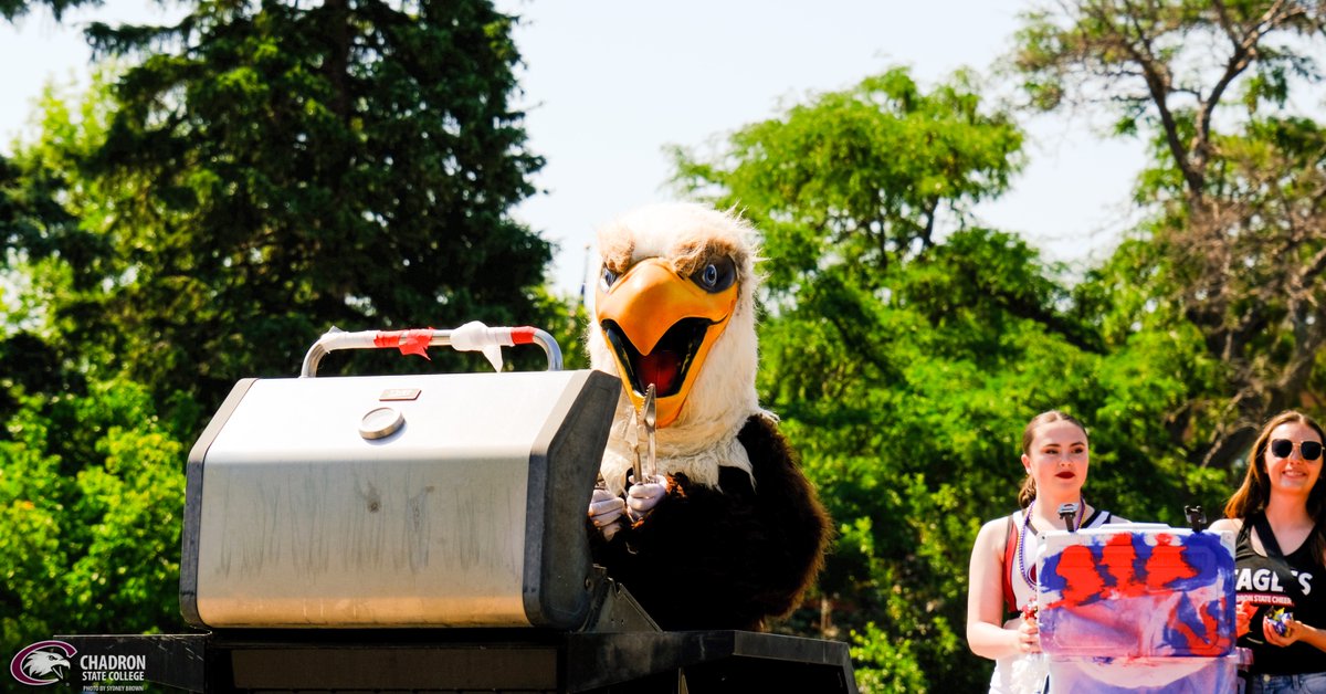 chadronstate's tweet photo. We had an amazing time at Fur Trade Days last weekend, and we couldn’t be more thankful for the incredible community we’re a part of here in Chadron! 🌟 Thank you for being the heart of this celebration! 🎉

#FurTradeDays2024 #ChadronStateCollege #CSCEagles https://t.co/IU9K9ccpuA
