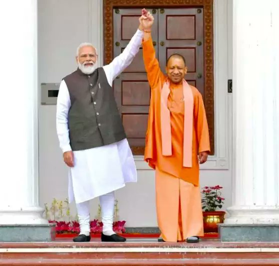 jankibaat1's tweet photo. Breaking News:

Sources - 

UP ELECTIONS 2027: 🔥

BJP TO CONTEST UNDER CM @myogiadityanath's LEADERSHIP

CM YOGI RECEIVES FULL BACKING FROM BJP HIGH COMMAND

YOGI ADITYANATH TO LEAD BJP IN 2027 UP ASSEMBLY POLLS. 

#UttarPradesh #YogiAditynath https://t.co/iWVGZJZXmh