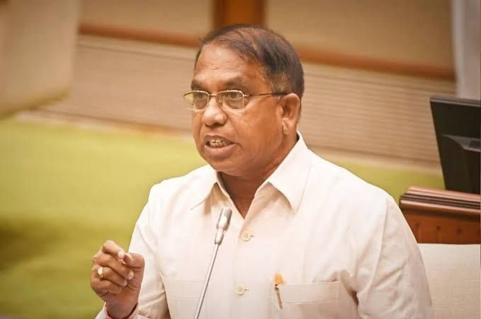 oheraldogoa's tweet photo. Water has been released from Anjunem Dam, with other dams expected to fill up soon. The situation is under control: Subhash Shirodkar (Minister WRD)

@subhashshirodkr @goacm #wrdgoa
#waterresorce
#Goa #GoaAssembly @Yurialemao9 @altone_d @rameshtawadkar @visrane @draneofficial https://t.co/C1lGQicjZc