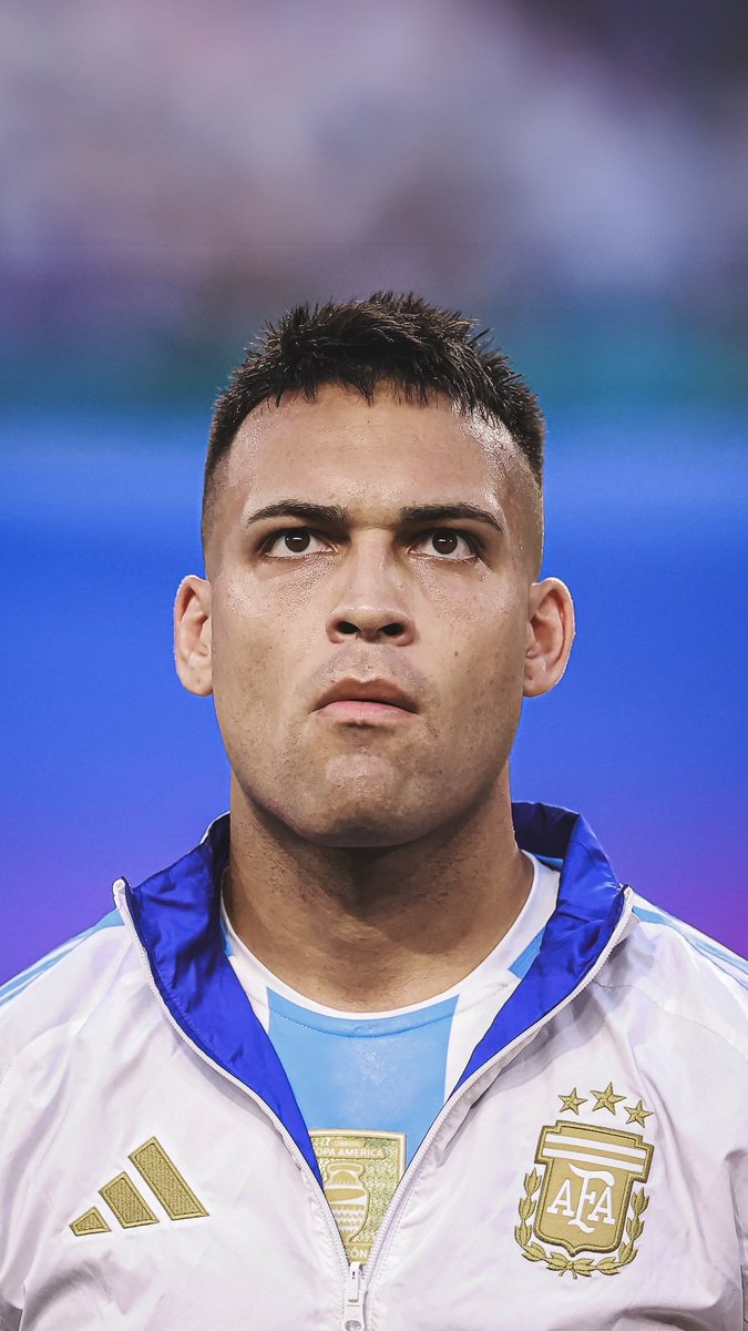 dfsport_'s tweet photo. 🇦🇷⭐️ Lautaro Martínez es uno de los 4 FAVORITOS a GANAR el Balón de Oro 2024, según L’Equipe

Competirá mano a mano con Rodri, Vinícius Júnior y Jude Bellingham https://t.co/WImQWuDEs3