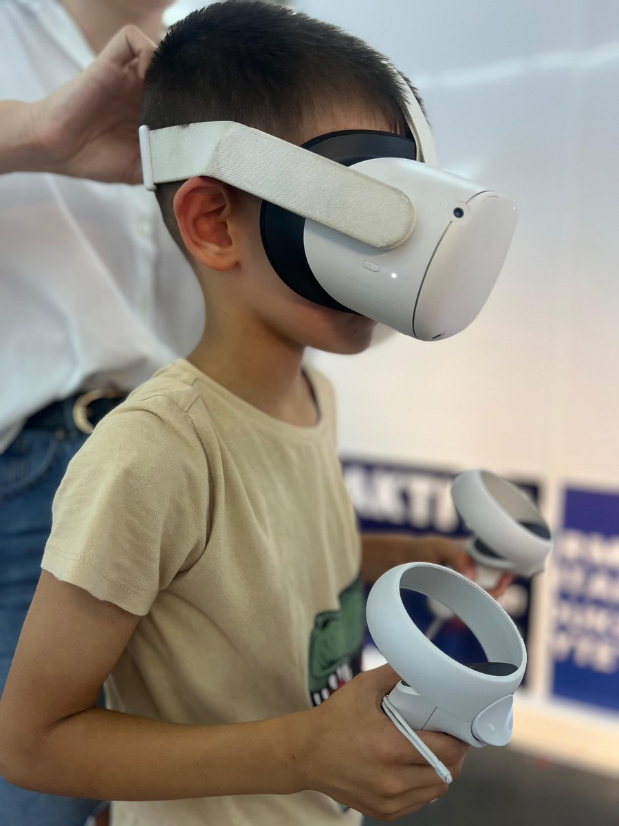 🌟 Qendra Rinore Teknologjike tashmë në Pazarin e Ri! 🌟

Të gjithë të apasionuarit pas teknologjisë dhe lojërave virtuale, ejani dhe eksploroni lojërat më të reja virtuale nga ora 18:00-21:00 tek Pazari i Ri. Mos e humbisni këtë përvojë të mrekullueshme! 🎮✨