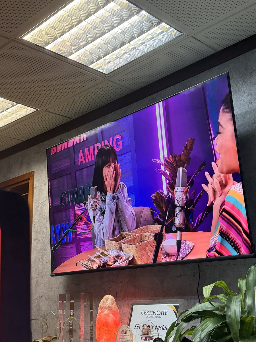 Mewtoot's tweet photo. Overtime while watching @maymayentrata07 😇 
Bisdak kaayo 
#MaymayEntrata #maymay https://t.co/vUlihJeT1t