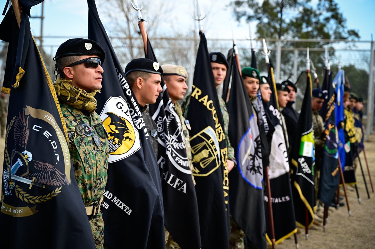 ACOMPAÑAMOS LOS FESTEJOS POR EL 50° ANIVERSARIO DEL SERVICIO PENITENCIARIO PROVINCIAL Y EL DÍA DEL AGENTE PENITENCIARIO.

 Además, firmamos un acuerdo para la adquisición de un escáner de seguridad de rayos X, como parte de nuestro plan de formación y dotación de equipamiento.