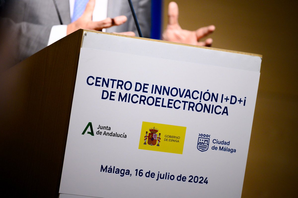 malaga's tweet photo. El Ayuntamiento, @desdelamoncloa y @AndaluciaJunta firman un acuerdo para implantar un centro de innovación de chips de @imec_int en Málaga. Más información en 👉 https://t.co/ofNpO5cUPk https://t.co/o48wG0n5nn