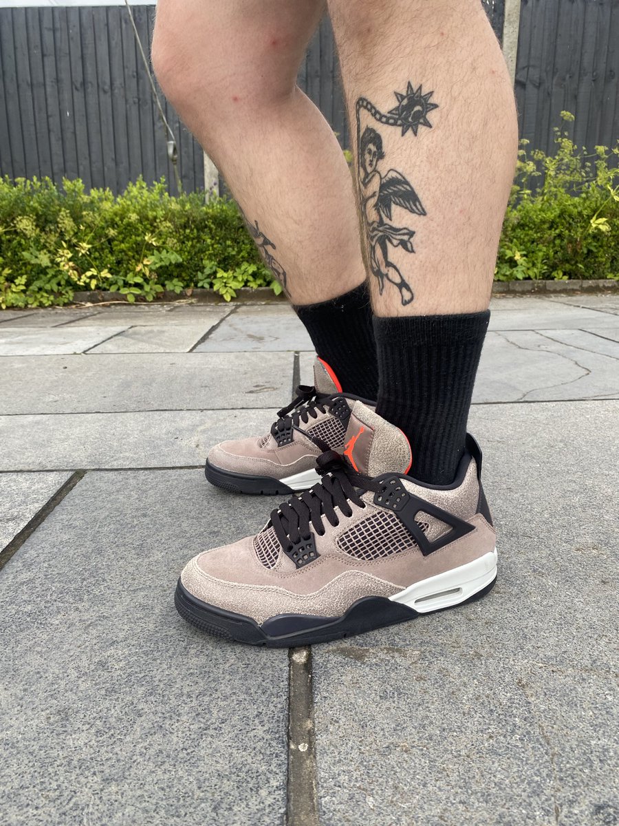 colby_rolfe's tweet photo. Closest Iβll have to Travis 4βsπ
#jordan4 #travisnot #kotd #yoursneakersaredope #snkrs #snkrsliveheatingup #kickcheck https://t.co/sFjg4nPvpF