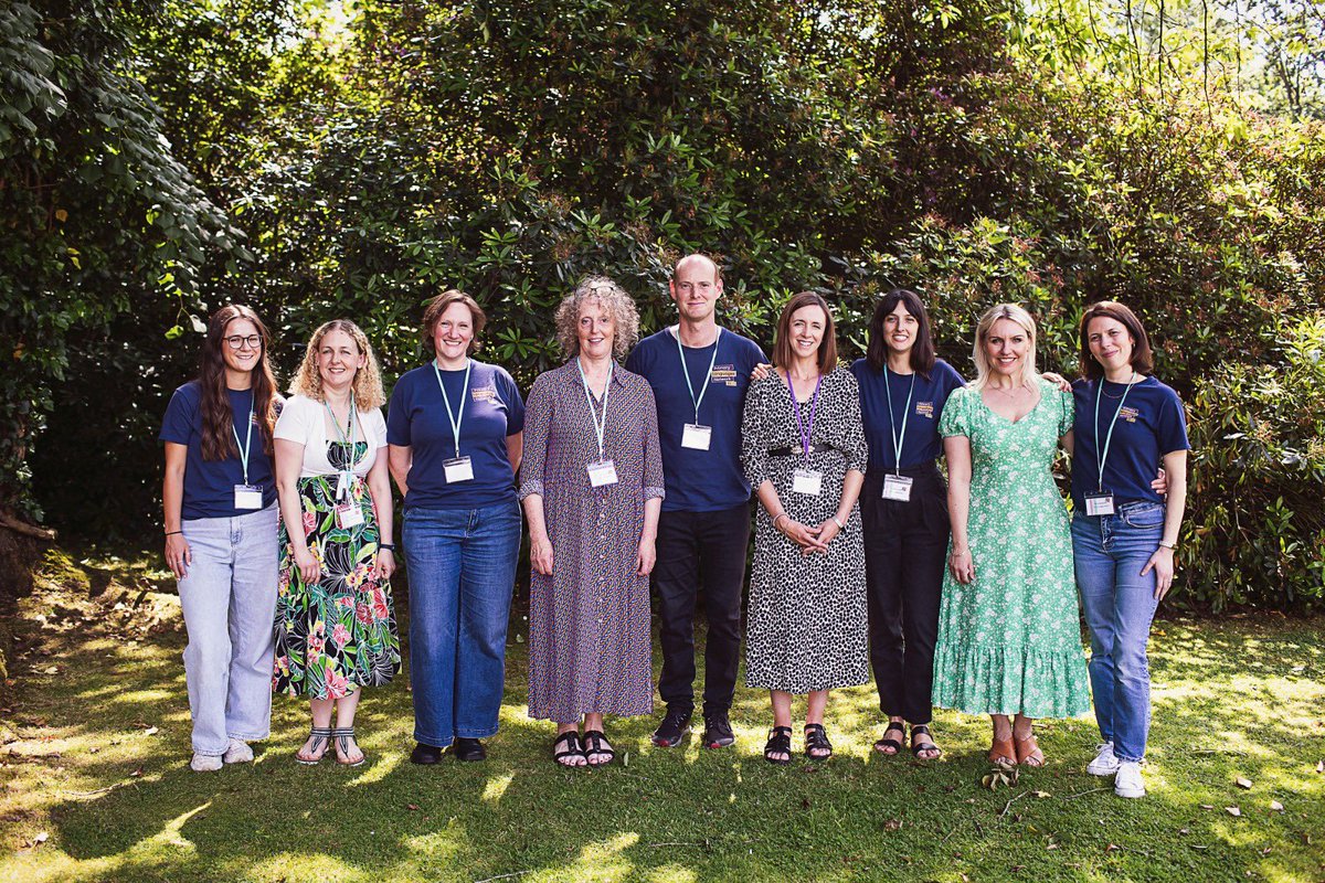 Janet Lloyd tweet media