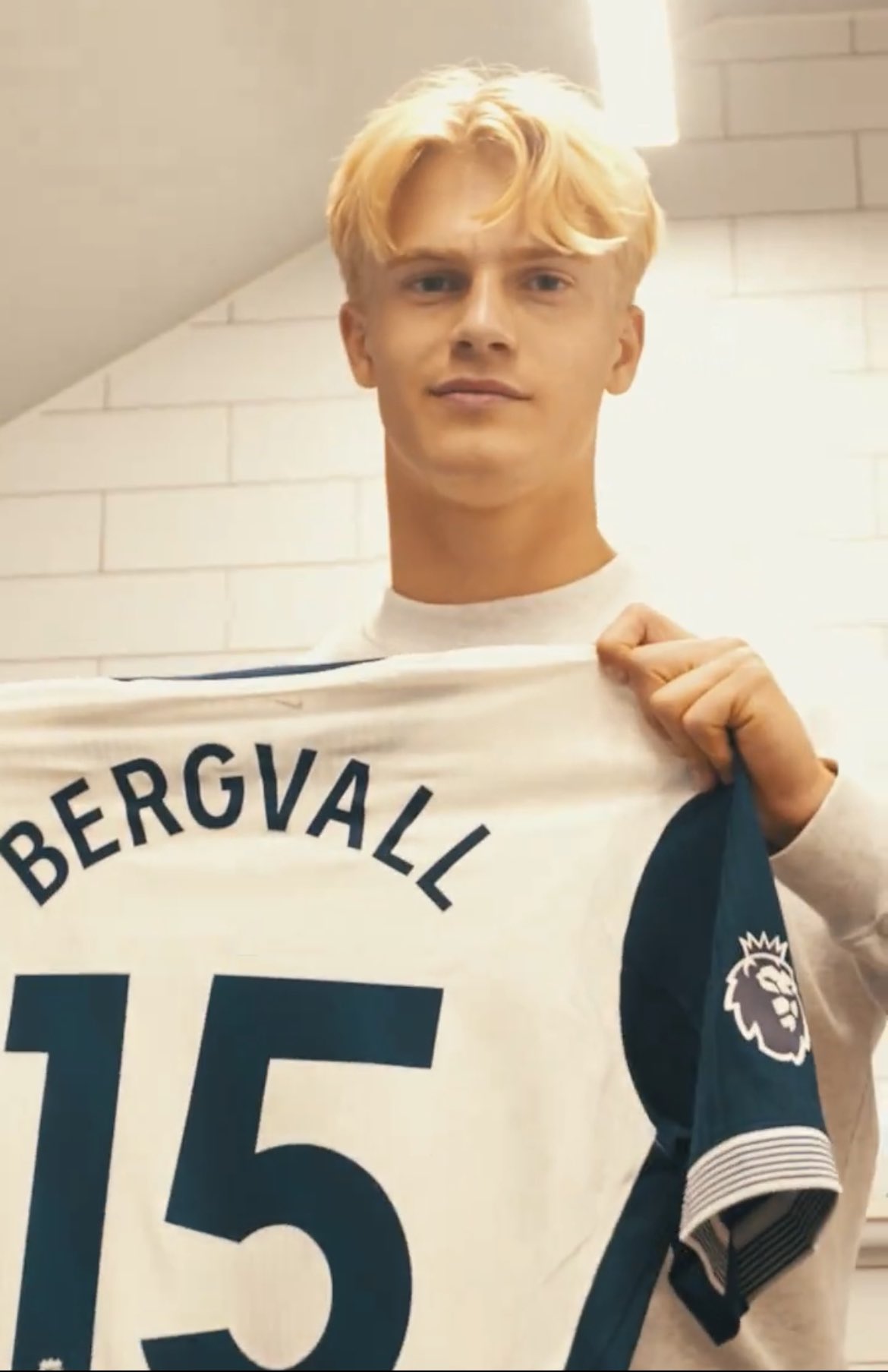 トッテナム・ホットスパー シャツ 15 Bergvall トッテナム・ホットスパー シャツ 15 Bergvall ウェア