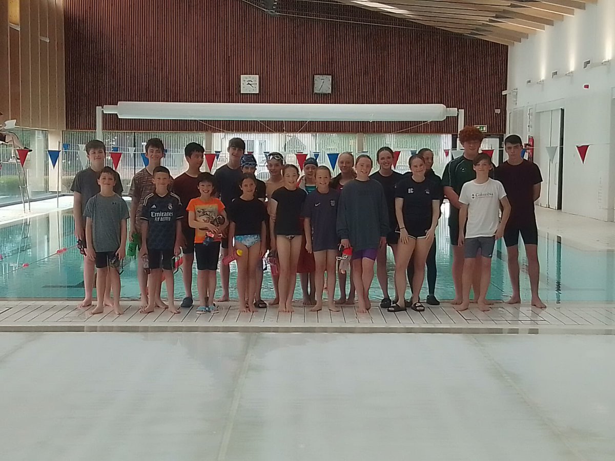 FormbySC's tweet image. Well done to all our swimmers who took part in our Fun Gala ⭐️🦈
