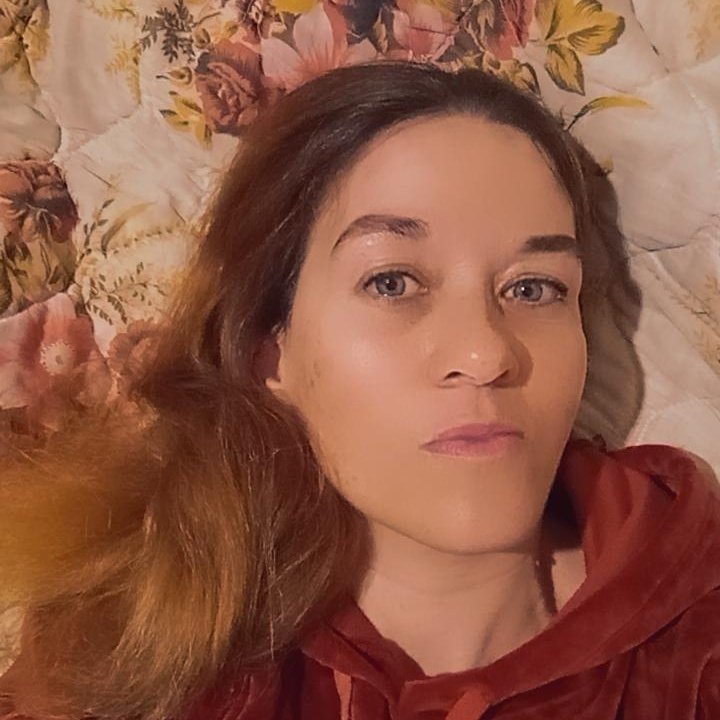 ValeCorre99's tweet photo. #NuevaFotoDePerfil https://t.co/ljMivKZC8A