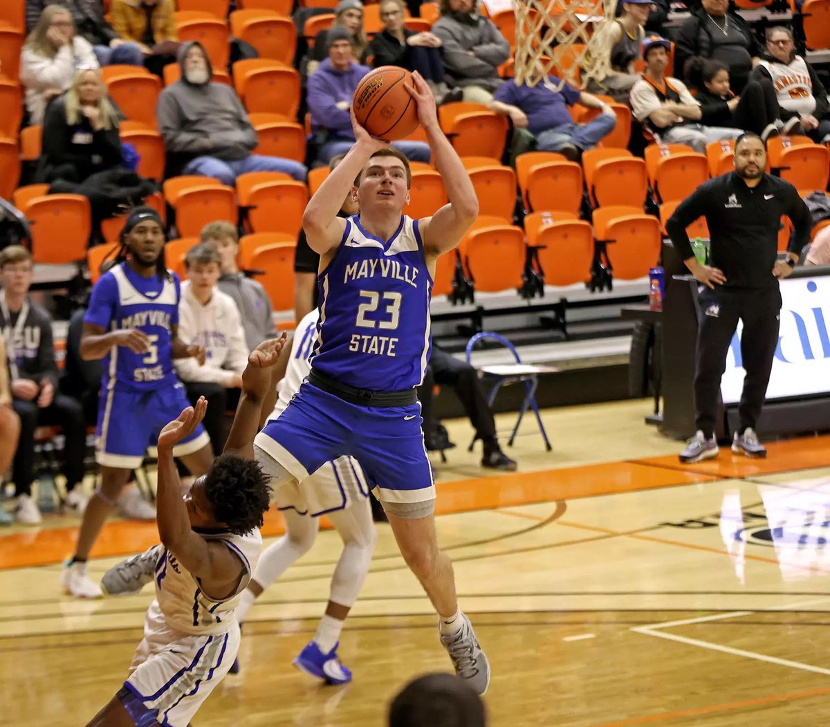 I am blessed to say I have received my first offer from Mayville State University, located in North Dakota. <a href="/MSUCometsMBB/">Mayville State MBB</a> 
#AGTG #BlessedAndGrateful