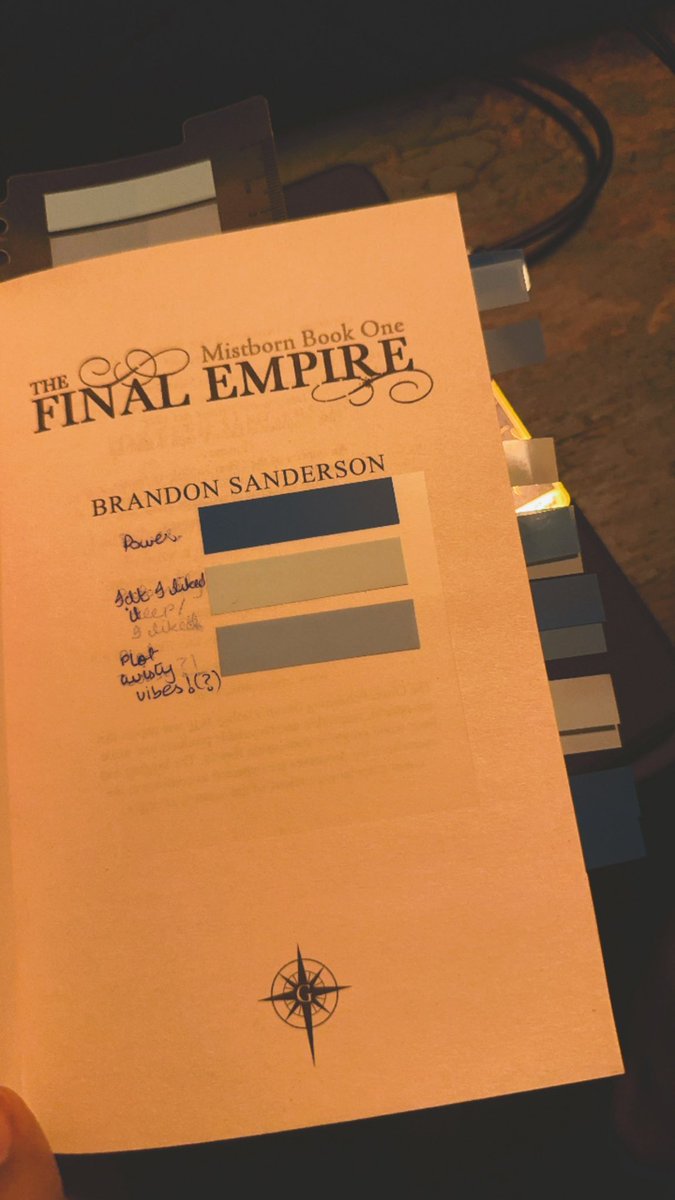 ZombiePenguinxD's tweet photo. Colour coordinating my bookmarks with books https://t.co/wsQBvFEP2X