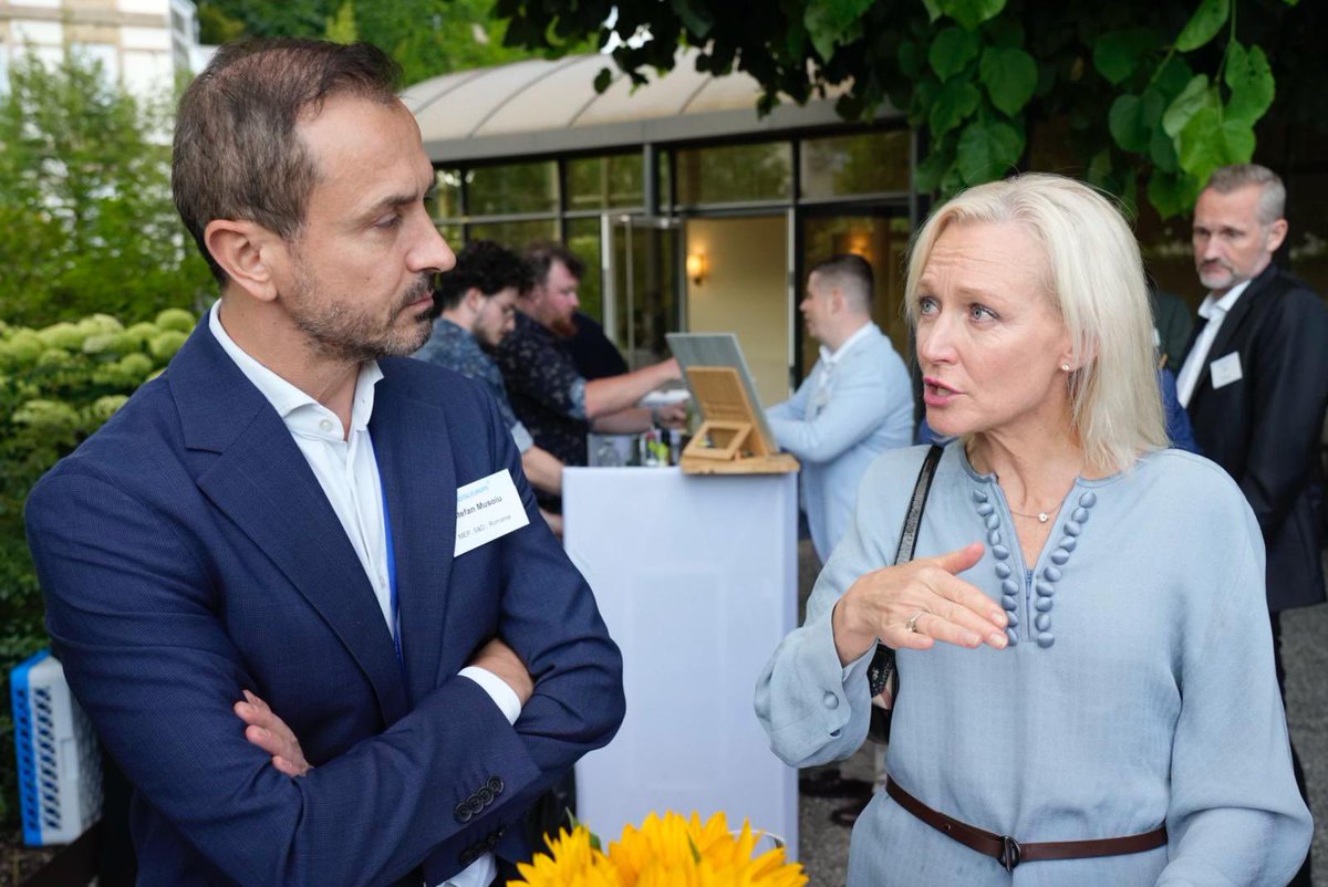 DIGITALEUROPE (@digitaleurope) on Twitter photo <a href="/BonefeldCecilia/">Cecilia Bonefeld-Dahl</a> <a href="/AMETIC_es/">AMETIC</a> <a href="/techUK/">techUK</a> <a href="/HeidemannLasse/">Lasse Heidemann</a> <a href="/MassinKaren/">Karen Massin</a> <a href="/EstonianIct/">Estonian ICT Cluster, ITL</a> <a href="/teknikforetagen/">Teknikföretagen</a> <a href="/numeum_/">numeum</a> <a href="/Anissa_kem/">Anissa Kemiche</a> <a href="/AFNUM_FRANCE/">AFNUM</a> <a href="/StellaMorabito9/">Stella Morabito</a> <a href="/mannonen_matti/">Matti Mannonen</a> <a href="/Jussi_M/">Jussi Mäkinen 🇫🇮🇪🇺🇺🇦</a> @AleksandraSanak <a href="/SarahBaeumchen/">Sarah Bäumchen</a> <a href="/JamesALovegrove/">Lovegrove 🇺🇦</a> <a href="/ak5eli/">Akseli Koskela</a> <a href="/Andreas_Schwab/">Andreas Schwab @ASchwab.bsky.social</a> <a href="/AxelVossMdEP/">Axel Voss MdEP</a> <a href="/EvaMaydell/">Eva Maydell (Paunova)</a> <a href="/brandobenifei/">Brando Benifei</a> <a href="/bgroothuis/">Bart Groothuis</a> <a href="/Raluca_MA/">Raluca-Andreea Manea</a> <a href="/kig_ei/">KIGEiT</a> <a href="/alinasartcafe/">Alina Popescu</a> <a href="/gastaldi_elisa/">Elisa Gastaldi</a> <a href="/aavit_asociace/">AAVIT</a> <a href="/SabinaCiofu/">Sabina Ciofu</a> <a href="/Bitkom/">Bitkom</a> <a href="/InvestEuropeEU/">Invest Europe</a> <a href="/DOTEurope/">DOT Europe</a> @ETNOAssociation <a href="/EIF4eu/">European Internet Forum</a> <a href="/ANIS_RO/">ANIS Romania</a> <a href="/fwd_global/">Forward Global</a> <a href="/Europarl_EN/">European Parliament</a> <a href="/DanskIndustri/">DI - Dansk Industri</a> <a href="/DanskErhverv/">Dansk Erhverv</a> <a href="/adigital_org/">Adigital</a> <a href="/FundacjaDigital/">Fundacja Digital Poland</a> More Members of the <a href="/Europarl_EN/">European Parliament</a> are arriving to our (sunny🌞) reception here in Strasbourg 🇫🇷🇪🇺:
🤝 <a href="/michalkobosko/">Michal Kobosko MEP</a>
🤝 <a href="/stefanmusoiu/">Musoiu Stefan</a> <a href="/BonefeldCecilia/">Cecilia Bonefeld-Dahl</a> <a href="/AMETIC_es/">AMETIC</a> <a href="/techUK/">techUK</a> <a href="/HeidemannLasse/">Lasse Heidemann</a> <a href="/MassinKaren/">Karen Massin</a> <a href="/EstonianIct/">Estonian ICT Cluster, ITL</a> <a href="/teknikforetagen/">Teknikföretagen</a> <a href="/numeum_/">numeum</a> <a href="/Anissa_kem/">Anissa Kemiche</a> <a href="/AFNUM_FRANCE/">AFNUM</a> <a href="/StellaMorabito9/">Stella Morabito</a> <a href="/mannonen_matti/">Matti Mannonen</a> <a href="/Jussi_M/">Jussi Mäkinen 🇫🇮🇪🇺🇺🇦</a> @AleksandraSanak <a href="/SarahBaeumchen/">Sarah Bäumchen</a> <a href="/JamesALovegrove/">Lovegrove 🇺🇦</a> <a href="/ak5eli/">Akseli Koskela</a> <a href="/Andreas_Schwab/">Andreas Schwab @ASchwab.bsky.social</a> <a href="/AxelVossMdEP/">Axel Voss MdEP</a> <a href="/EvaMaydell/">Eva Maydell (Paunova)</a> <a href="/brandobenifei/">Brando Benifei</a> <a href="/bgroothuis/">Bart Groothuis</a> <a href="/Raluca_MA/">Raluca-Andreea Manea</a> <a href="/kig_ei/">KIGEiT</a> <a href="/alinasartcafe/">Alina Popescu</a> <a href="/gastaldi_elisa/">Elisa Gastaldi</a> <a href="/aavit_asociace/">AAVIT</a> <a href="/SabinaCiofu/">Sabina Ciofu</a> <a href="/Bitkom/">Bitkom</a> <a href="/InvestEuropeEU/">Invest Europe</a> <a href="/DOTEurope/">DOT Europe</a> @ETNOAssociation <a href="/EIF4eu/">European Internet Forum</a> <a href="/ANIS_RO/">ANIS Romania</a> <a href="/fwd_global/">Forward Global</a> <a href="/Europarl_EN/">European Parliament</a> <a href="/DanskIndustri/">DI - Dansk Industri</a> <a href="/DanskErhverv/">Dansk Erhverv</a> <a href="/adigital_org/">Adigital</a> <a href="/FundacjaDigital/">Fundacja Digital Poland</a> More Members of the <a href="/Europarl_EN/">European Parliament</a> are arriving to our (sunny🌞) reception here in Strasbourg 🇫🇷🇪🇺:
🤝 <a href="/michalkobosko/">Michal Kobosko MEP</a>
🤝 <a href="/stefanmusoiu/">Musoiu Stefan</a>