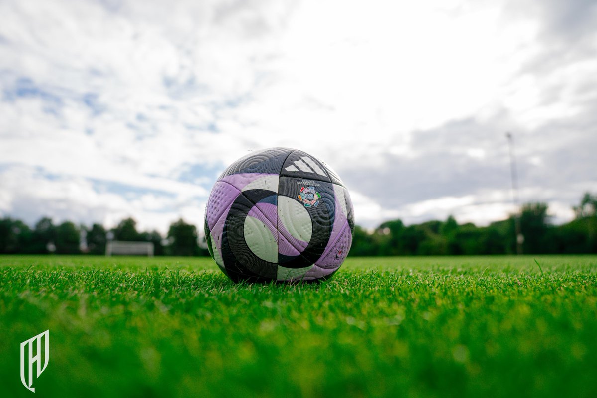 AlQadsiahEN's tweet photo. The Saudi lavender 🇸🇦💜 
graces our training ground, enhancing the Knights' every move !

#Alqadsiah | #RedMills 🇳🇱 https://t.co/VFGsrFwG6B