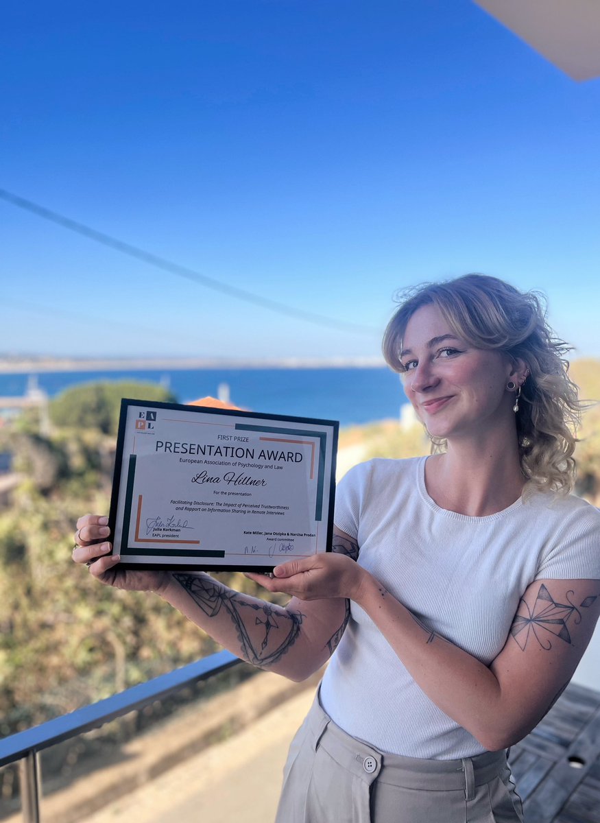 Lina Hillner (she/her) (@hillnerlina) on Twitter photo When you realise what you signed up for vs when you manage just fine. In all seriousness - very honoured to have received the <a href="/EAPL2024/">EAPL Conference 2024</a> presentation award đ„âš When you realise what you signed up for vs when you manage just fine. In all seriousness - very honoured to have received the <a href="/EAPL2024/">EAPL Conference 2024</a> presentation award đ„âš