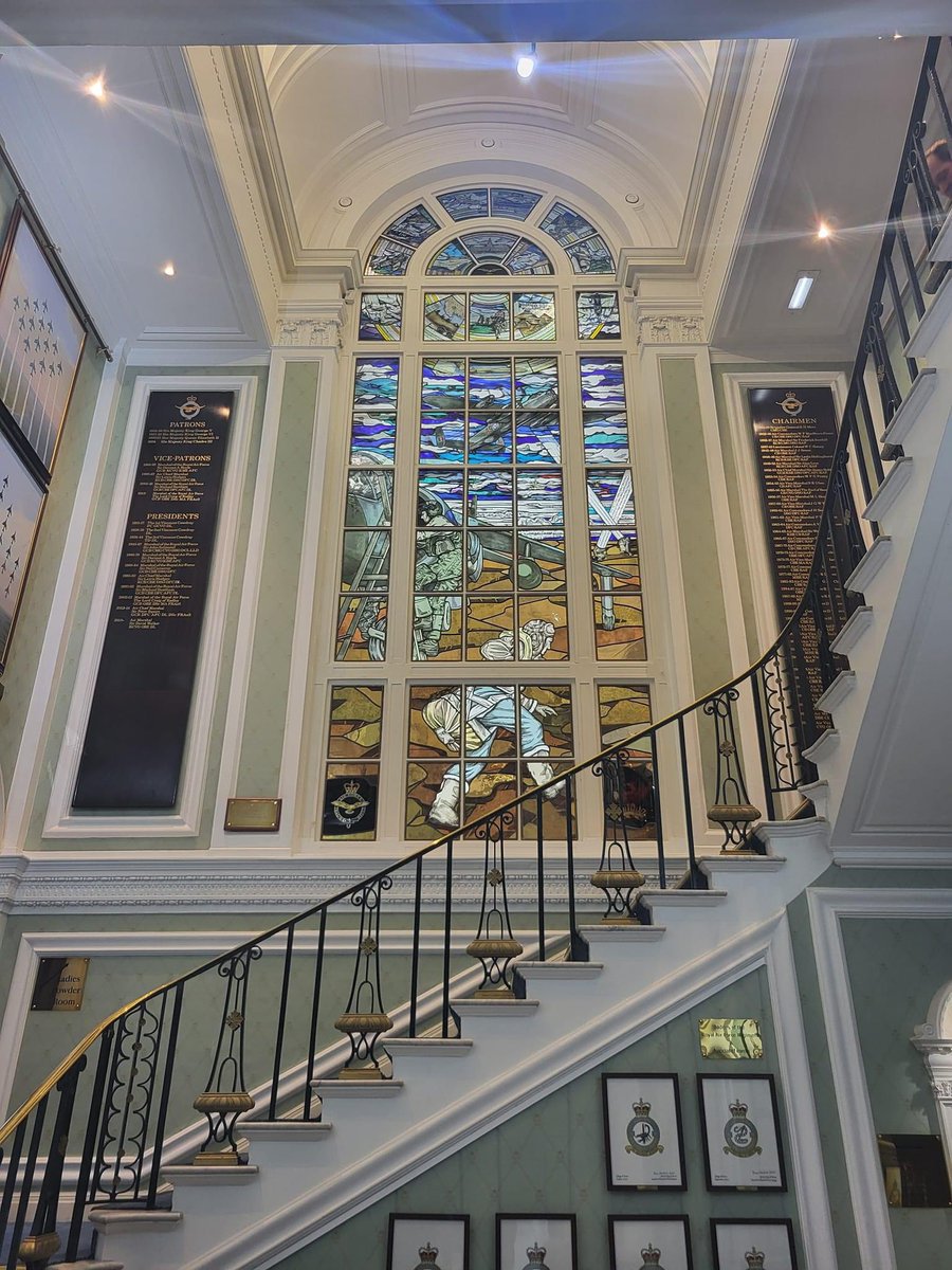 Stephen.new tweet media