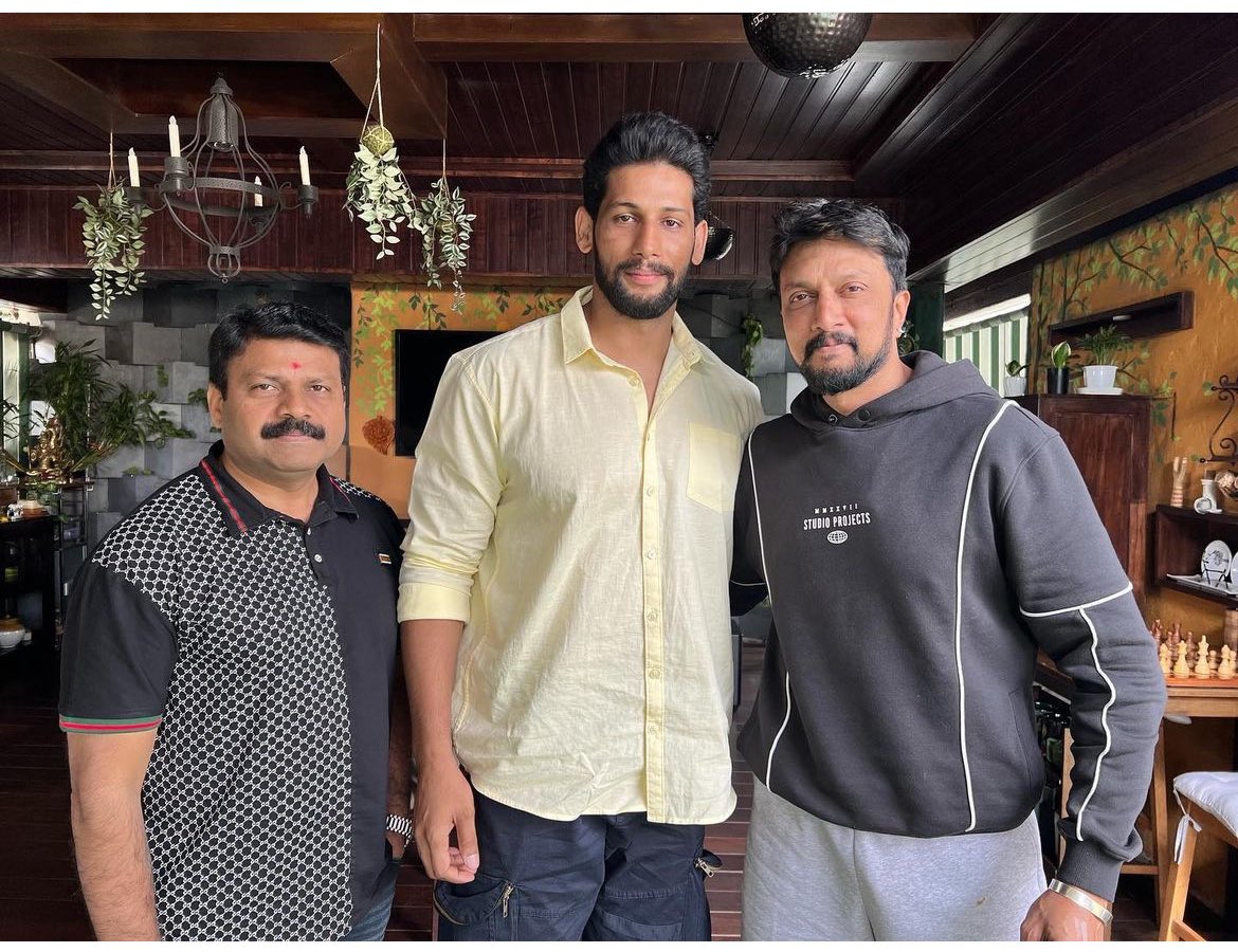Danish Akhtar (@danishbheema) on Twitter photo All the very Best Dear <a href="/KicchaSudeep/">Kichcha Sudeepa</a> Sir for #MaxTheMovie 😊🙏🤗 #KichchaSudeepa
youtu.be/aQr3-svRGUI?si… All the very Best Dear <a href="/KicchaSudeep/">Kichcha Sudeepa</a> Sir for #MaxTheMovie 😊🙏🤗 #KichchaSudeepa
youtu.be/aQr3-svRGUI?si…