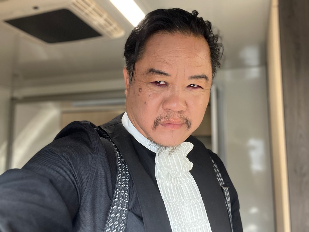 kphagnasay's tweet photo. BTS-In the trailer before getting the judges robe and wig on. QUANG PHAM is ready to make some mind judgement on the accused...GUILTY! #interviewwiththevampire #amc #vampire #theatredevampire #vampirenation #vampirecoven #actorslife #kphagnasay #sexynspicy https://t.co/ATq3IX2UNf