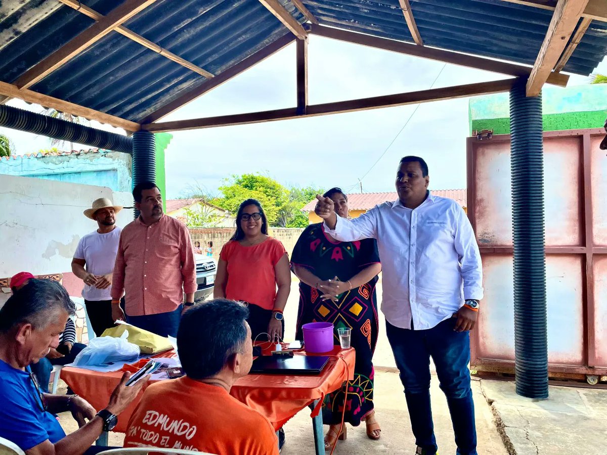 EduardoValeC's tweet photo. Desde el Municipio Guajira, Paraguaipoa estamos listos y organizados para el #28Jul. Con Edmundo González vamos a ganar y juntos construiremos un futuro mejor para nuestra región.

 ¡No hay límites cuando nos unimos por un mismo objetivo!

 #Zulia #EdmundoGonzález #Guajira https://t.co/fvXmFoIL2x