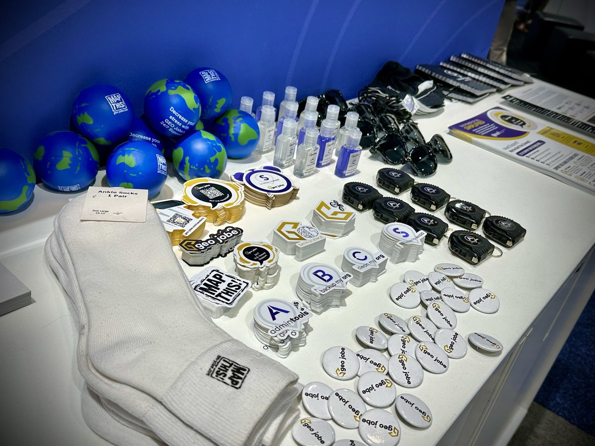 GEOjobeGIS's tweet photo. Come on down to booth #1819 and hang out with Team GEO Jobe! We're offering exclusive demos of our our exciting new tool – the Virtual Reality Knowledge Graph for #AdminTools! 🌌 And walk away with some snazzy swag 😎 #EsriUC2024 #Esri #EsriPartner #VirtualReality #VR #ArcGIS https://t.co/IF4wuOimRY