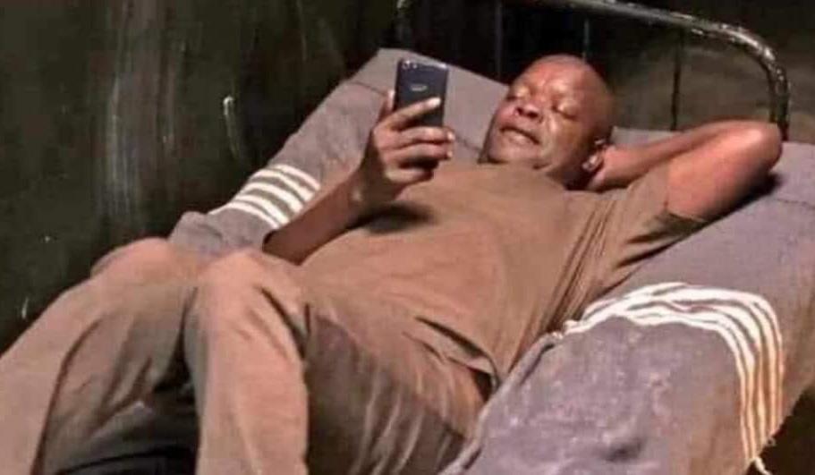 ConradMolefe's tweet photo. @ChrisExcel102 Kelly khumalo rn https://t.co/UmP1IFMtk0