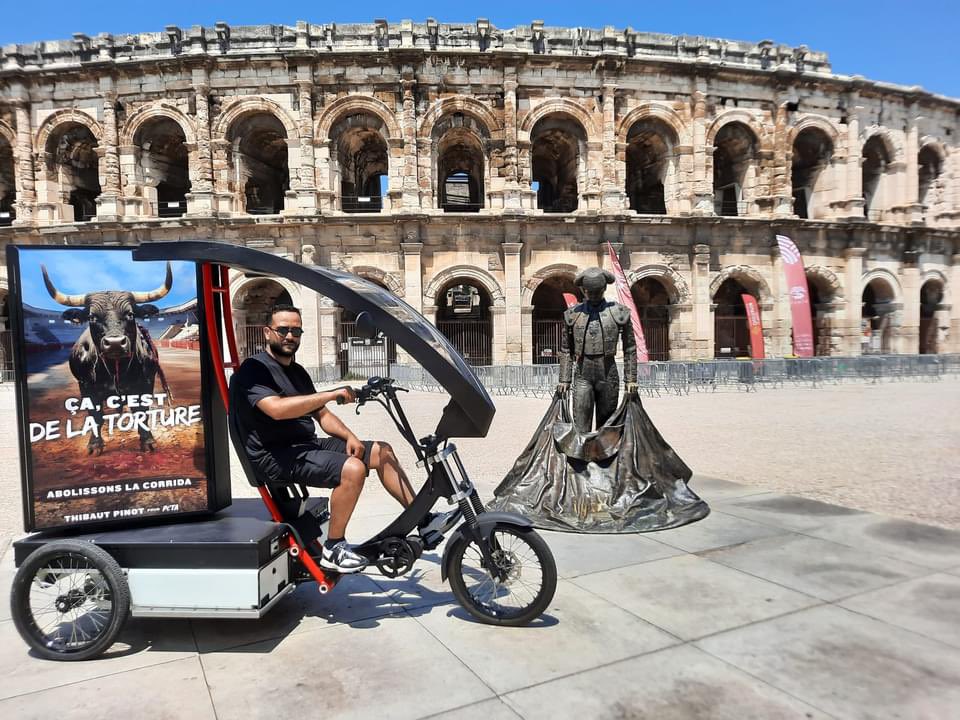 Toutes et tous #anticorrida 
Petit clin d’œil aux dégénérés amateurs de corrida de <a href="/ThibautPinot/">PINOT Thibaut</a> pour l’arrivée du tour à Nîmes cet après midi 😂😂