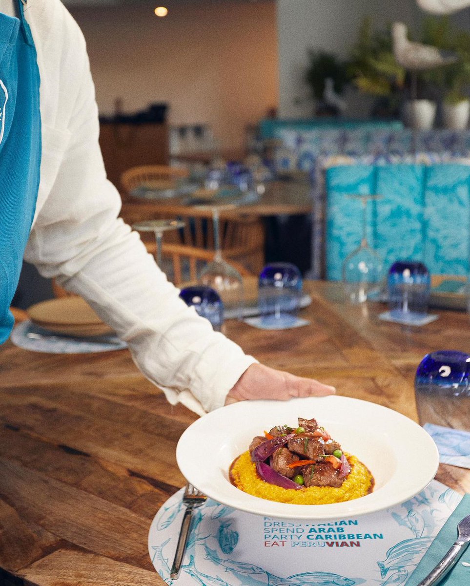 SegundoMuelleVE's tweet photo. Risotto de quinoa🍛

Sumérgete en su exquisito sabor, con suave y jugoso lomo saltado con vegetales frescos 🍃
#SegundoMuelle #Venezuela #16Julio https://t.co/02RObCoZaD