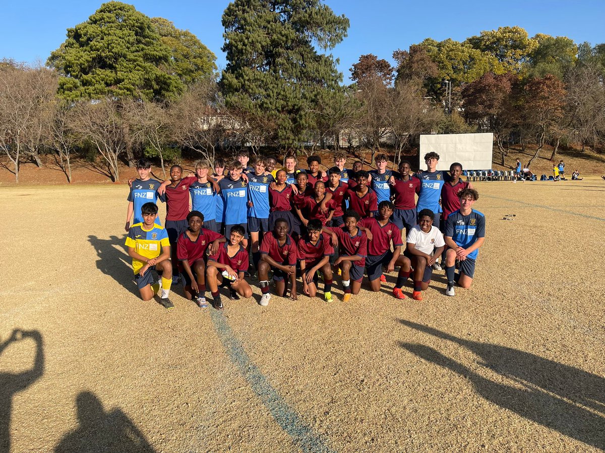 PiggottTrips's tweet photo. Boys had very competitive fixtures vs St John’s today! Excellent atmosphere and sportsmanship from all boys. Great way to end the fixtures here ⚽️ https://t.co/wGhaHsucyI