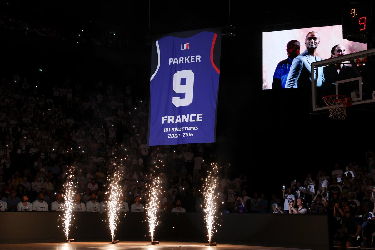 Well deserved 👏

The French Basketball Federation honored the legendary career of Tony Parker by retiring his iconic No. 9 national jersey! It was the first jersey retirement in the history of French basketball 🇫🇷