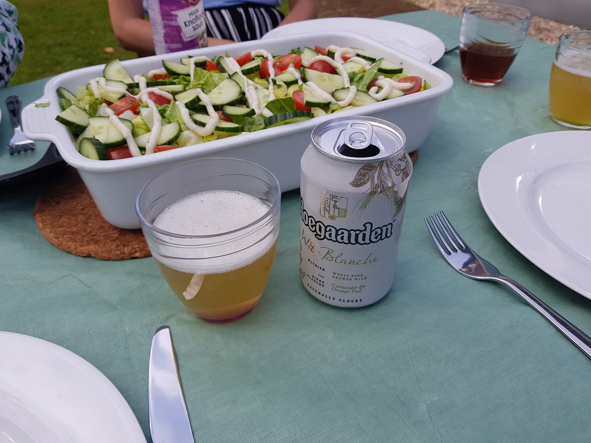 LadystokR00S's tweet photo. Eten met 3 ex collega's van @lovinksboeken #Lochem
@marleen888 https://t.co/EsGYN5kb8F