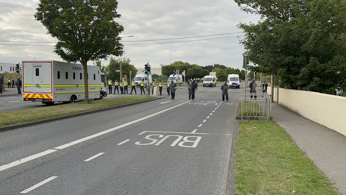 mickthehack's tweet photo. BREAKING: gardai have  now cleared the Coolock protest site. https://t.co/Dd9sGrSxN1