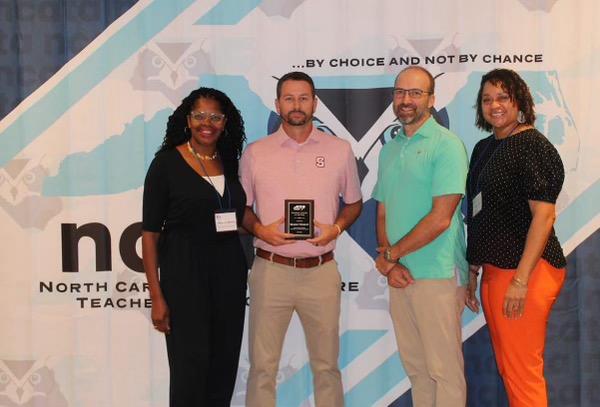 GCS_CTE's tweet photo. Shoutout 2 Brad Hensley from @SGHSStorm on being selected as the West Central Regional Teacher of the Year 4 the NC Agriculture Teachers Association.... CONGRATS!!!
#bettertogether
#ultimateclassroomexperience
#bridgebetweeneducationandindustry
#connectingclassroomstotheworld https://t.co/lNXYx4C1SL