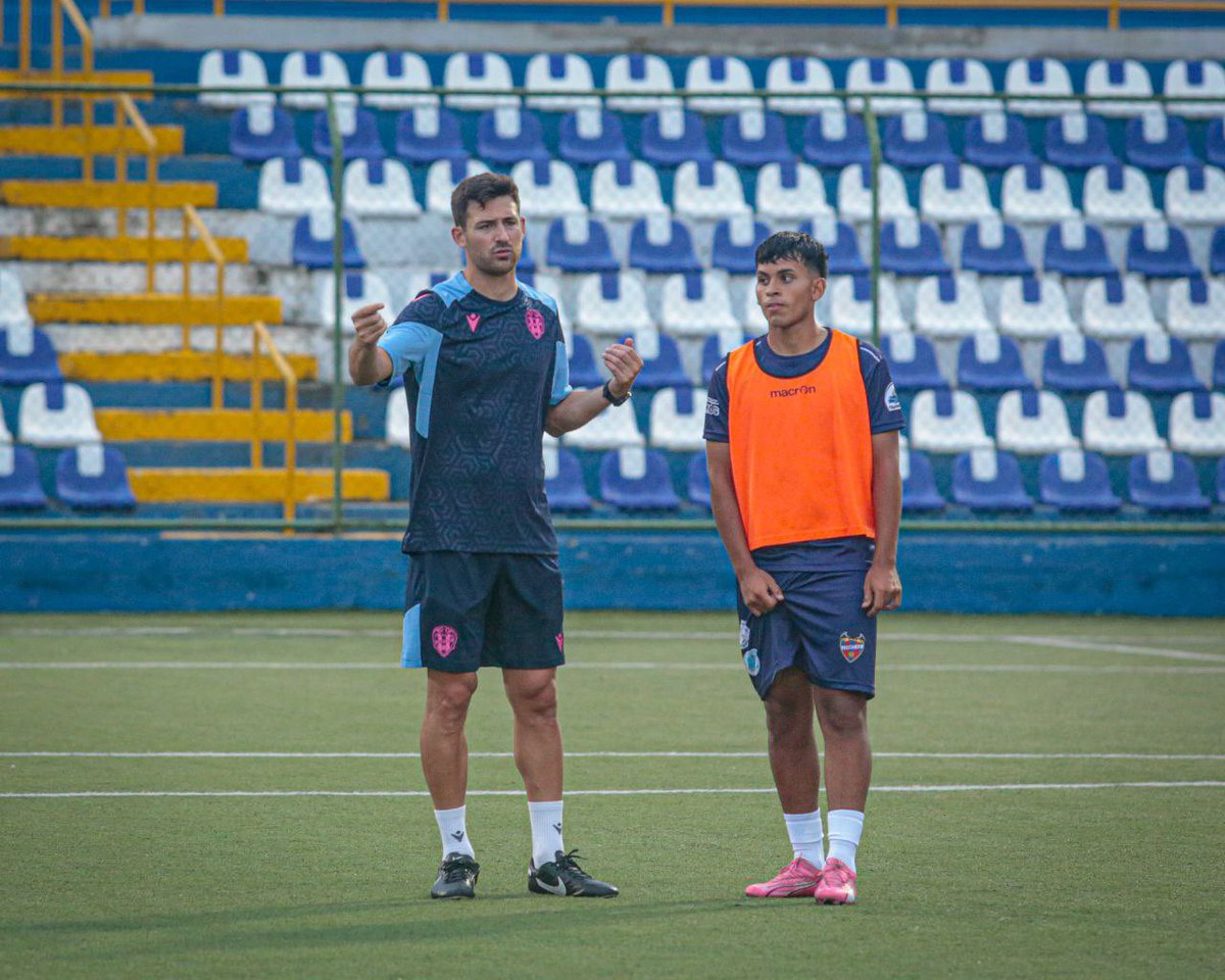 OltraJv's tweet photo. 🇳🇮🎒⚽️ https://t.co/R8qc38ZqAp