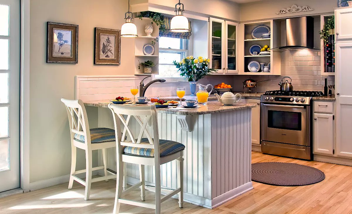 HomesListed's tweet photo. Check out these genius kitchen counter decor ideas! From elegant vases and chic trays to practical utensil holders and fresh greenery, find inspiration to make your kitchen counters both beautiful and organized. https://t.co/Mrt4PlBsRK https://t.co/iGXL6a0HzC