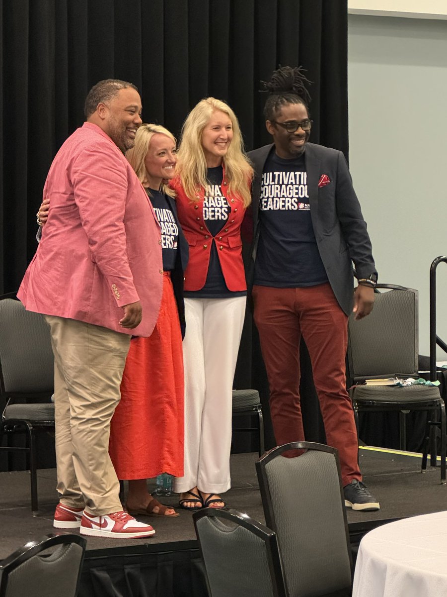 RobertLStevens's tweet photo. Great insights on supporting students and teachers in the panel session with the Principals @aarondhuff, @DonnaHayward_ l, and @ArgylePrincipal.  

#principalsUNITED 
#NASSP https://t.co/1bxWYf3Z72
