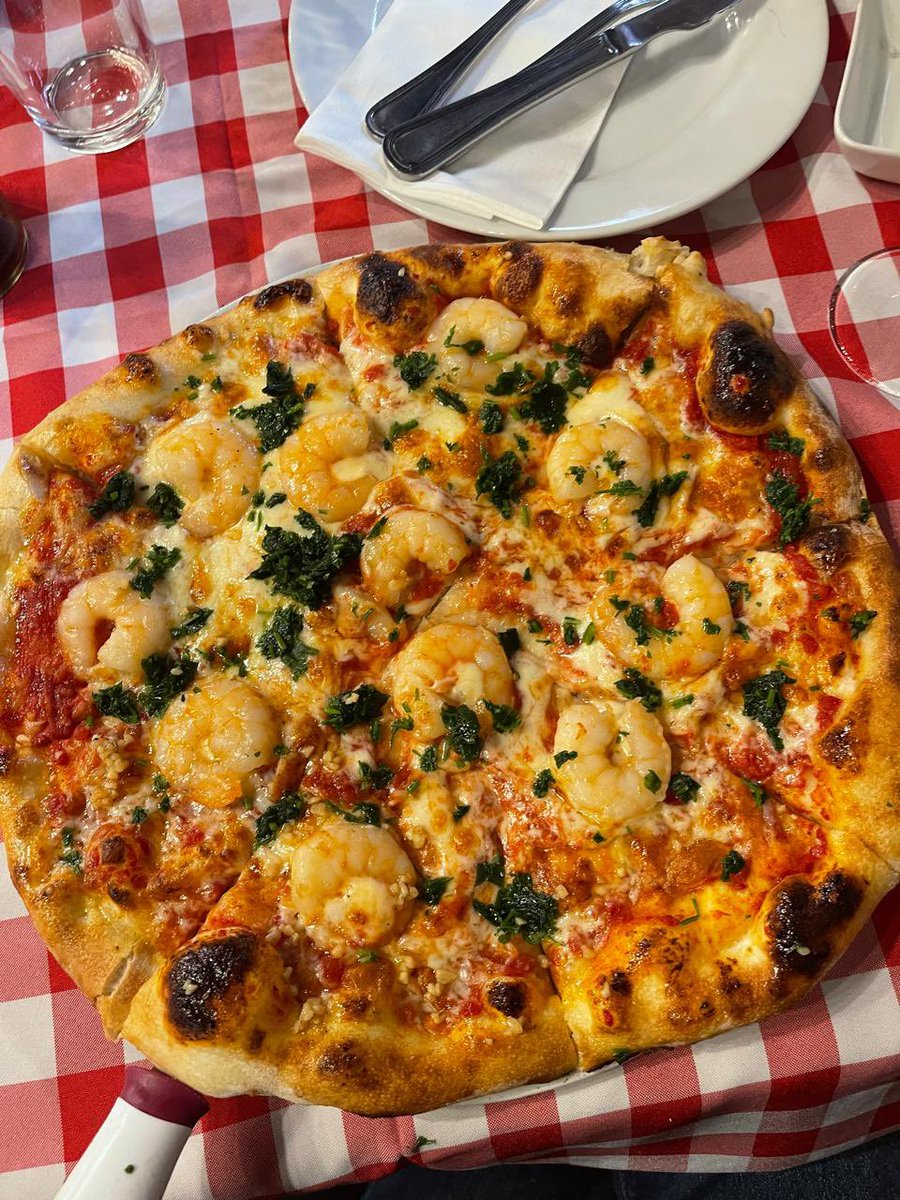 Julio_Cerda's tweet photo. Rico almuerzo familiar en #MonteCorone de #CapitánPastene #Chile https://t.co/OsHHqfGyUj