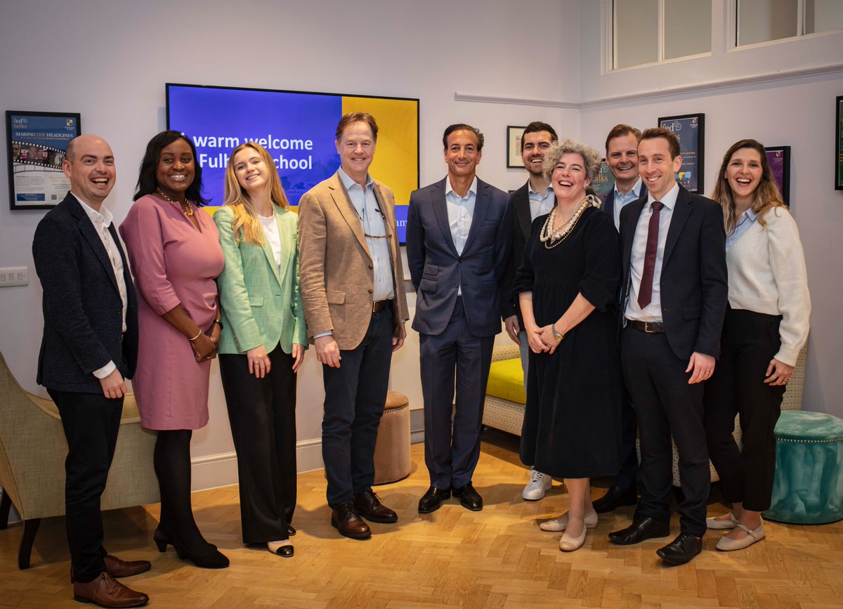 nickclegg's tweet photo. Really enjoyable visit to Fulham School, part of Inspired Education Group, to hear how their team of trailblazing educators are integrating VR across the curriculum. We took part in a live Spanish lesson - with Fulham pupils meeting a group from Andalucía in a virtual Spanish marketplace to practice speaking and listening together. ¡Enhorabuena - qué bien nos lo hemos pasado!