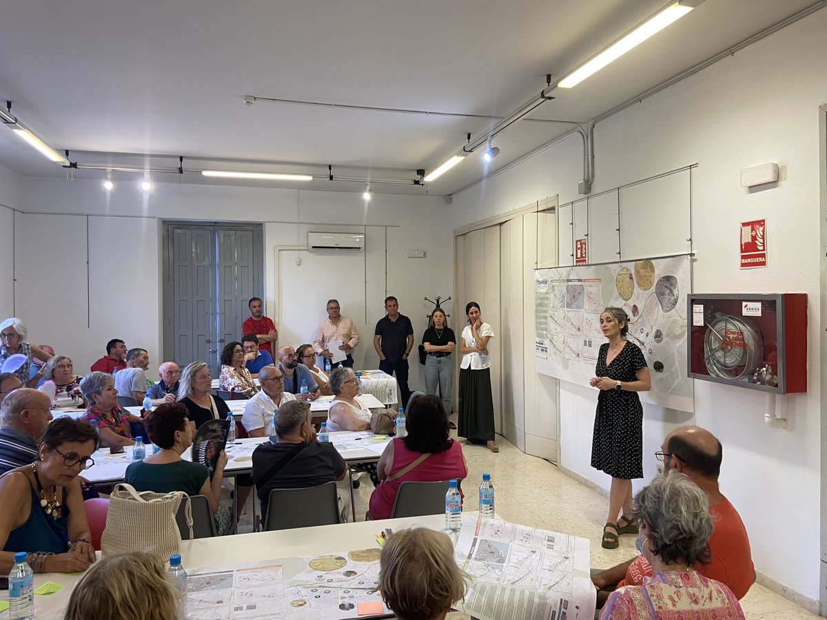AVANT_informa's tweet photo. Muy interesante y productiva la jornada de participación ciudadana sobre el #parquecentralalicante Muchas gracias a tod@s por vuestra asistencia y aportaciones. https://t.co/N8H3F1MSeW
