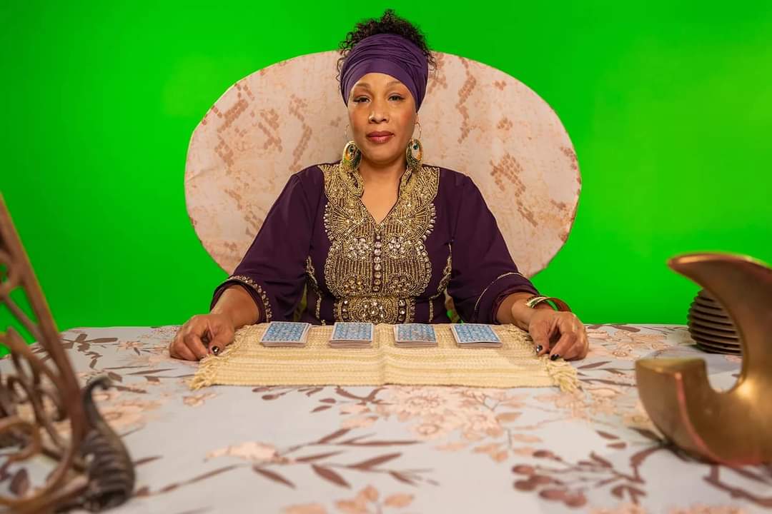 Grindz_TV's tweet photo. #LadyofRage is playing #MissCleo in an upcoming movie about her next month on #WifeTime, I mean #LifeTime . https://t.co/VzZP832MsN