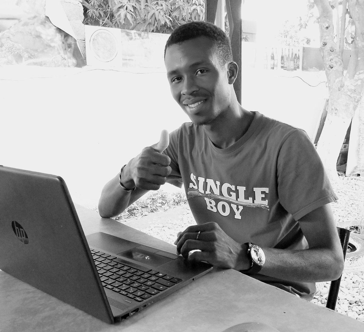 aboudou_hema's tweet photo. 𝗩𝗶𝘃𝗿𝗲 𝘀𝗮 𝗽𝗮𝘀𝘀𝗶𝗼𝗻 𝗮𝘃𝗲𝗰 𝗲𝗻𝘁𝗵𝗼𝘂𝘀𝗶𝗮𝘀𝗺𝗲 𝗲𝘁 𝗱é𝘁𝗲𝗿𝗺𝗶𝗻𝗮𝘁𝗶𝗼𝗻 𝗺è𝗻𝗲 à 𝗹𝗮 𝗿é𝘂𝘀𝘀𝗶𝘁𝗲.

#Passion #Determination #reussite https://t.co/8kC6InQMO7