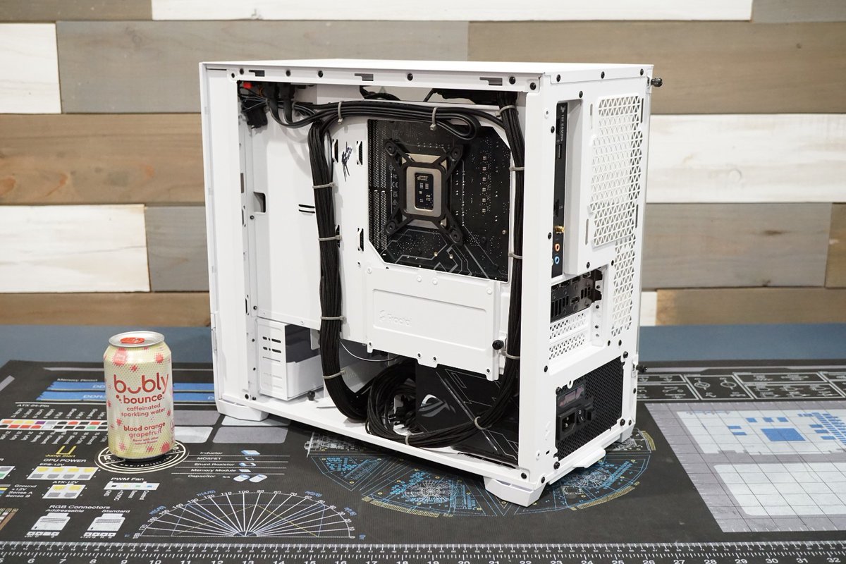 🚀 Introducing our latest workstation desktop, designed for businesses struggling with outdated hardware but limited by budget constraints!

Priced under $3000 at $2865 , this powerhouse delivers exceptional performance for professionals across various industries including the