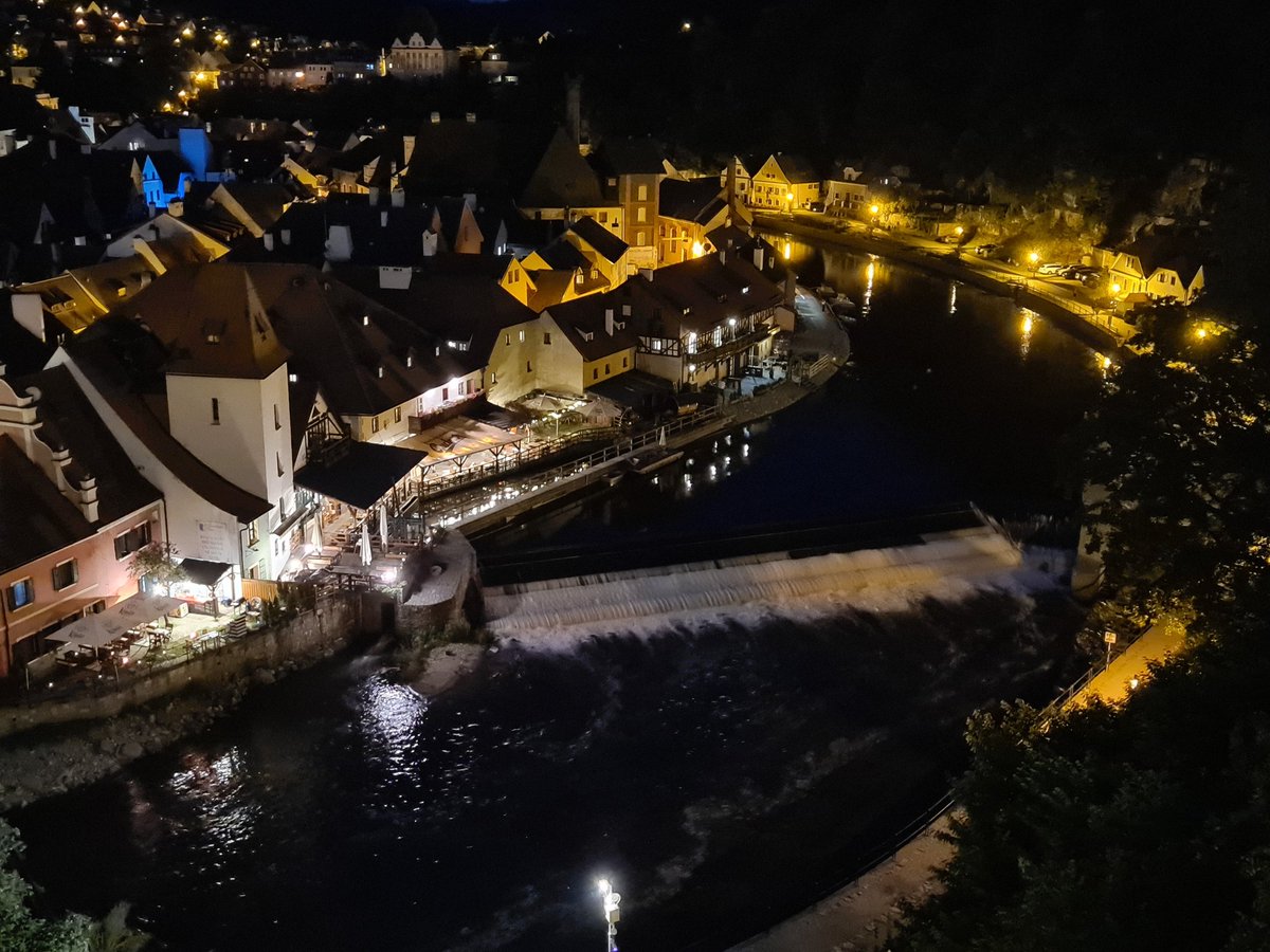 fluglehrer_neu's tweet photo. #krumlov https://t.co/zBkT6BUVRb