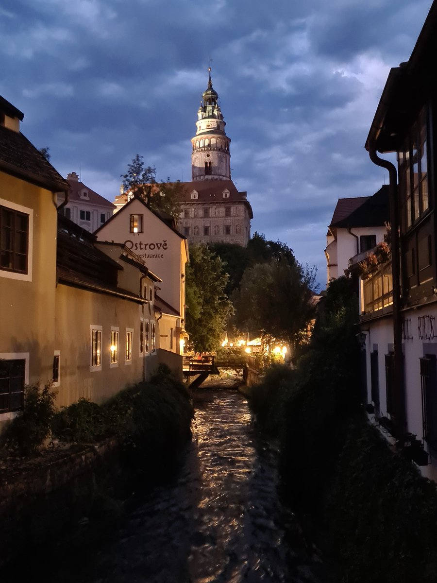 fluglehrer_neu's tweet photo. #krumlov https://t.co/zBkT6BUVRb