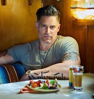 In the new Men’s Journal Summer 2024 cover story, I talk DEAL OR NO DEAL ISLAND SEASON 2, my acting idols, and smashing my personal records in the gym at age 47…

Photographer: @jefflipsky
Food Stylist: @laurakinsey
Prop Stylist: @audreytaylorvisuals
Videographers: <a href="/concept33/">jose manuel</a>