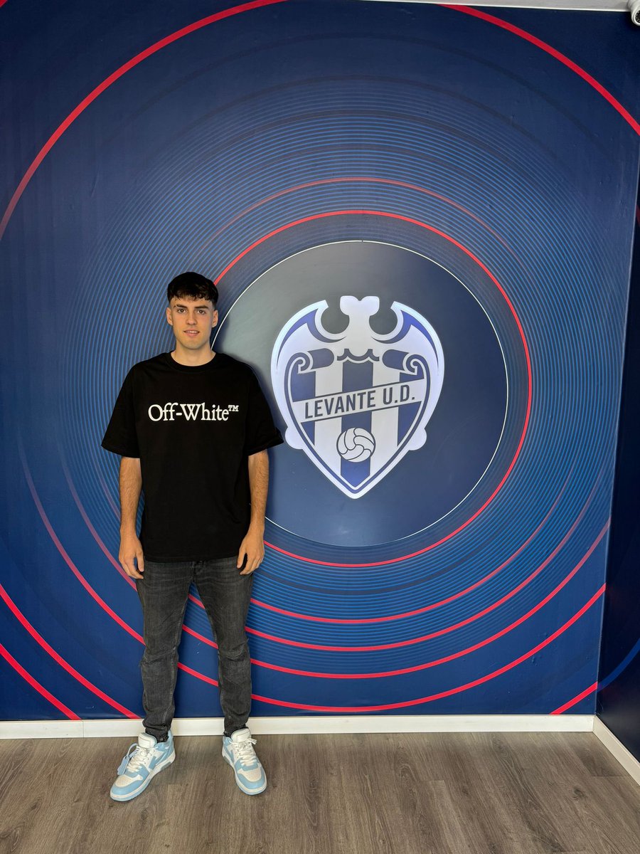 Happy to be back home 🐸⚽️ 
#levanteud