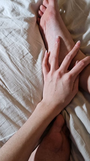 Mon mym de pieds est toujours disponible &agrave; 4&euro; alors vite !  ➡️ https://t.co/XR4iKEKNDR https://t.co/<a href="/tag/feet"class="tags"><span>#feet</span></a><a href="/tag/foot"class="tags"><span>#foot</span></a><a href="/tag/pieds"class="tags"><span>#pieds</span></a><a href="/tag/mym"class="tags"><span>#mym</span></a><a href="/tag/fetichistedespieds"class="tags"><span>#fetichistedespieds</span></a><a href="/tag/feetfetichist"class="tags"><span>#feetfetichist</span></a>